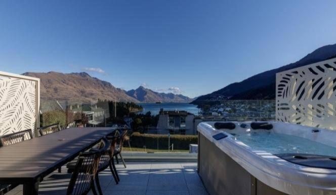 The Carlin Boutique Hotel ควีนส์ทาวน์ ภายนอก รูปภาพ